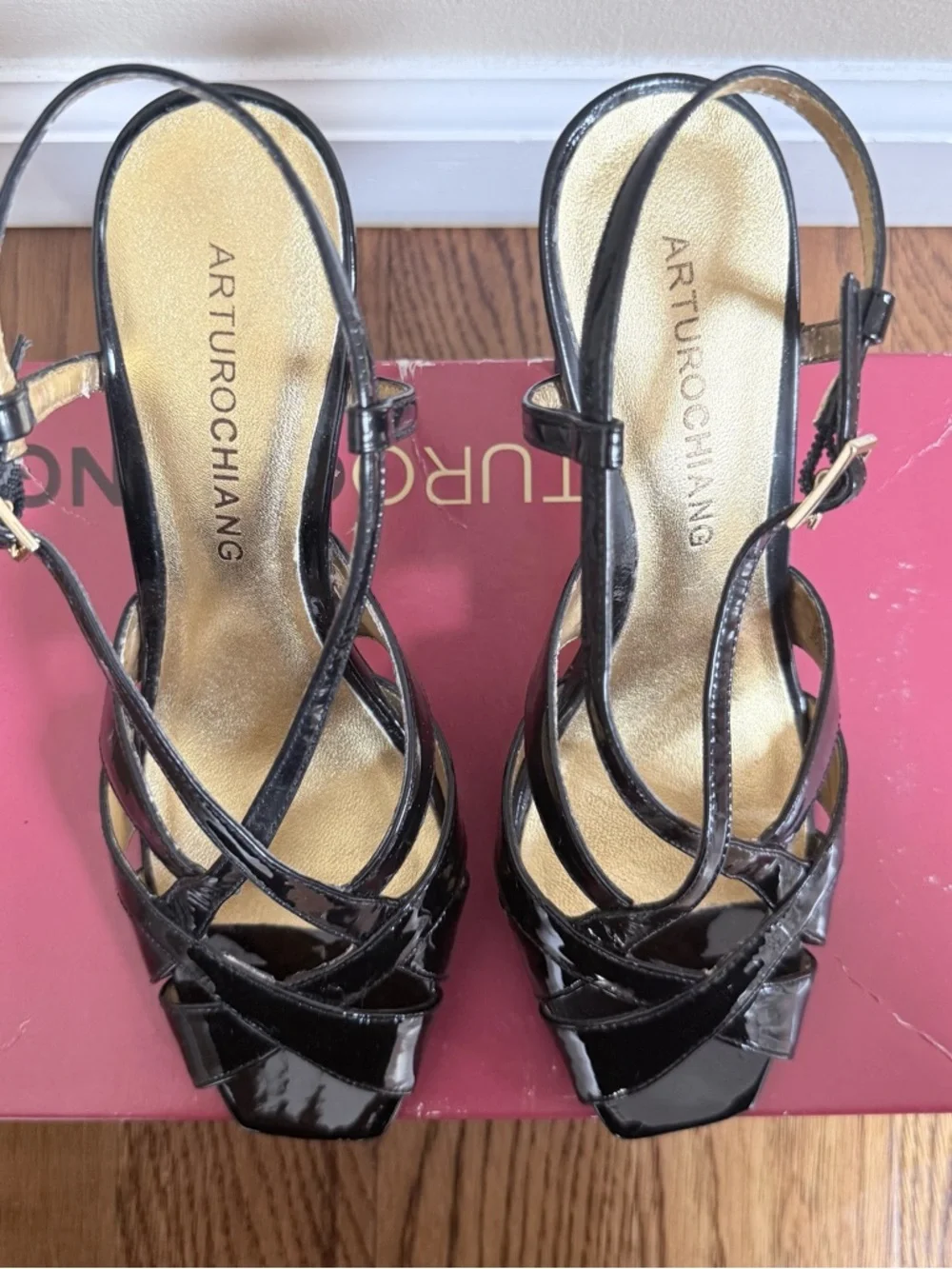 Arturo Chiang Black Soft Patent Leather Slingback Heels size 6.5